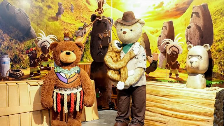 Tham quan 12 phòng trưng bày ở Bảo Tàng Gấu Teddy